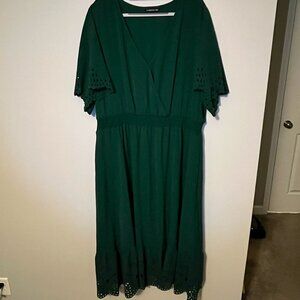 BloomChic Laser Cut Shirred POCKETS! Wrap Scalloped Trim Flutter Dress Green 3X